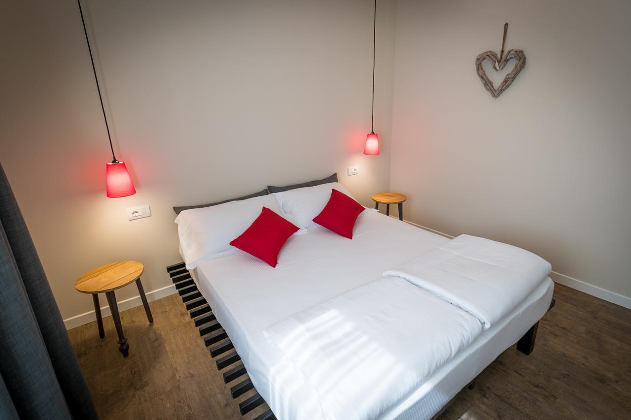 Hotel Oasi Beach マルチェージネ エクステリア 写真